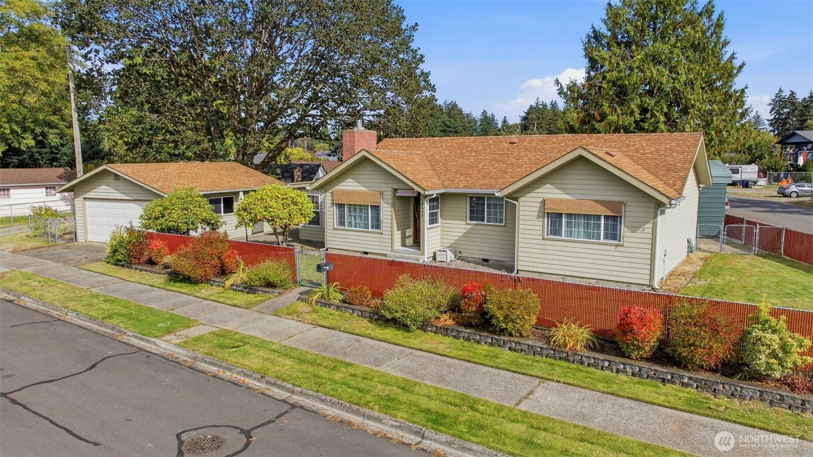 Property Photo:  6845 S Ferdinand Street  WA 98409 