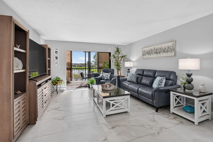Property Photo:  7310 Ashford Place 205  FL 33446 