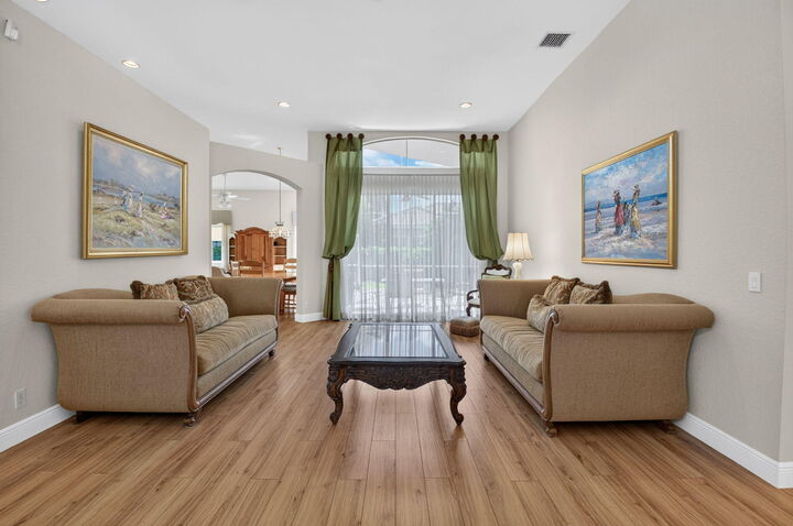 Property Photo:  6802 Treves Way  FL 33437 