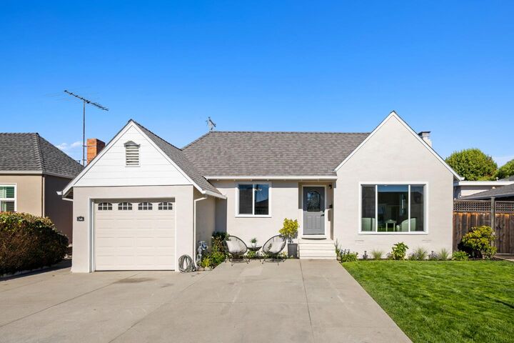 Property Photo: 725 Guildford Avenue CA 94402