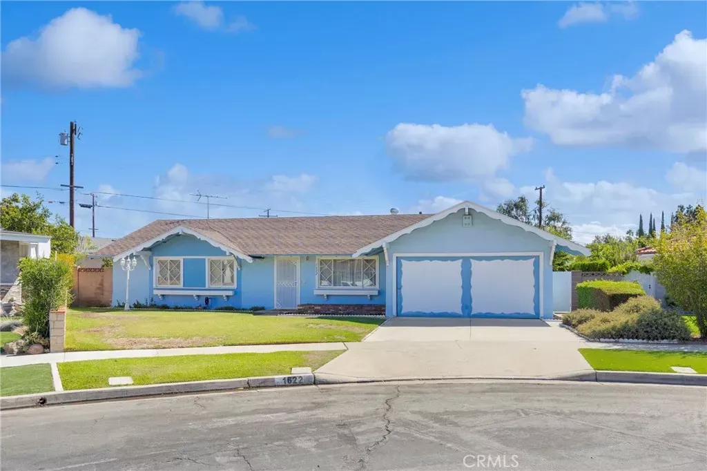 Property Photo: 1622 E Morava CA 92805