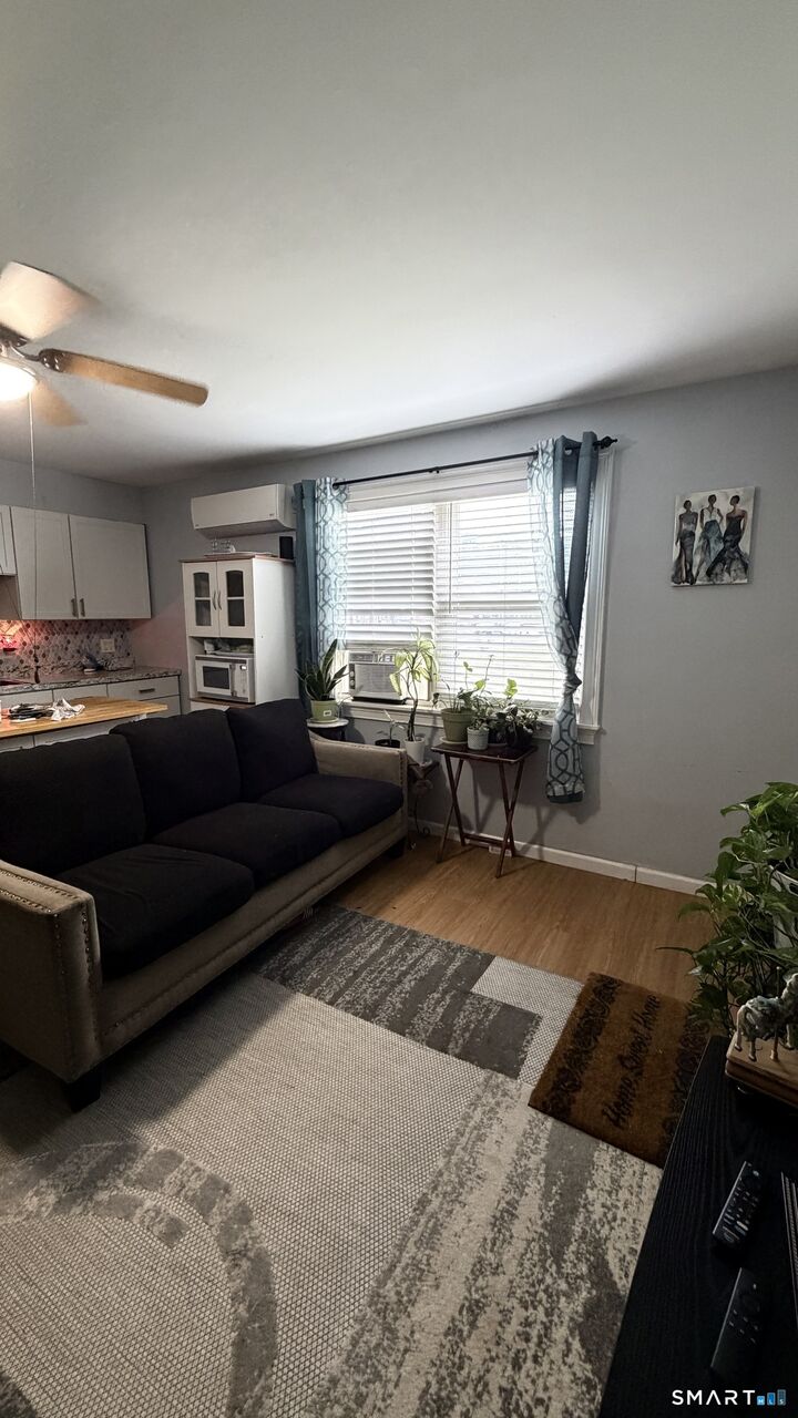 Property Photo:  373 Granfield Avenue B  CT 06610 