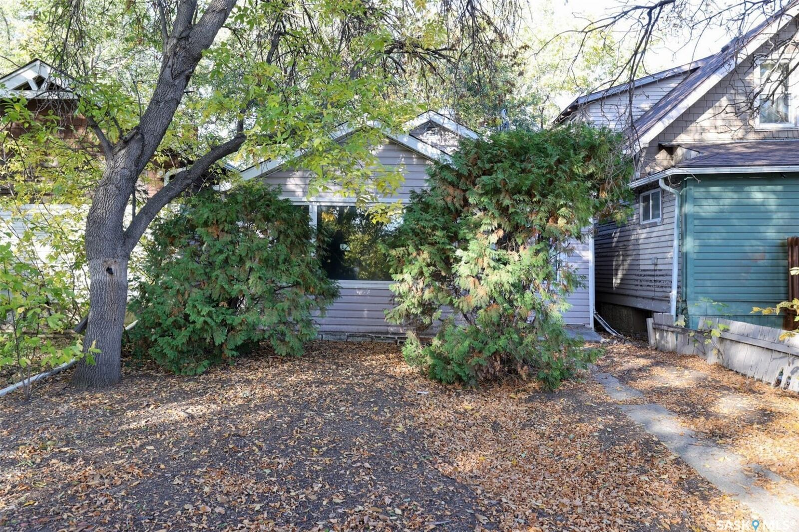 Property Photo: 952 Robinson Street SK S4T 2M5