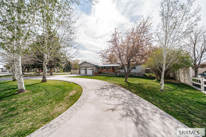 Property Photo:  467 N 3rd W  ID 83442 