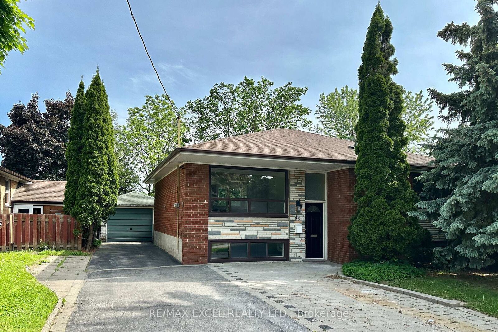 Property Photo:  46 Gentry Crescent Bsmt  ON L4C 2G9 