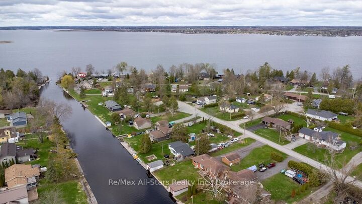 Property Photo:  57 Indian Trail  ON K9V 4R6 