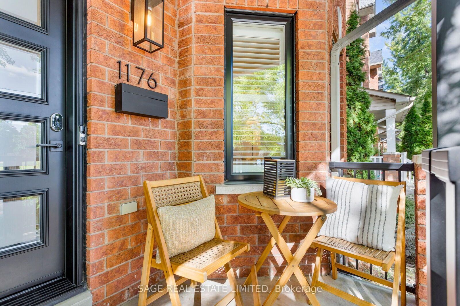 Property Photo:  1176 Shaw Street  ON M6G 3N6 