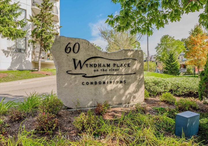 Property Photo:  60 Wyndham Street S 207  ON N1E 7H7 