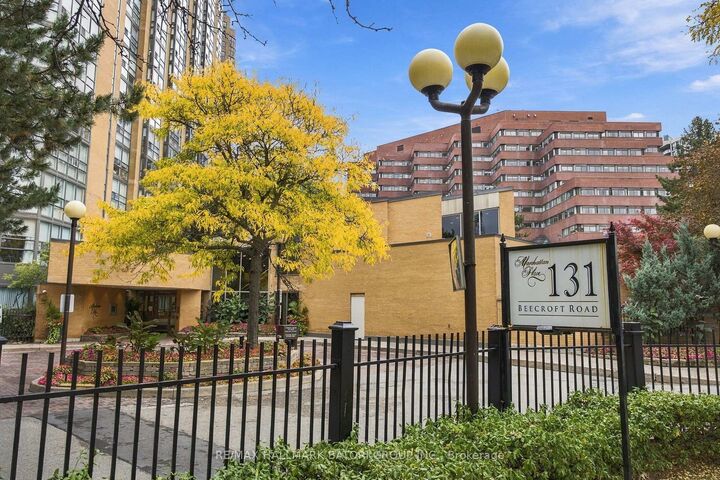 Property Photo: 131 Beecroft Road 309 ON M2N 6G9