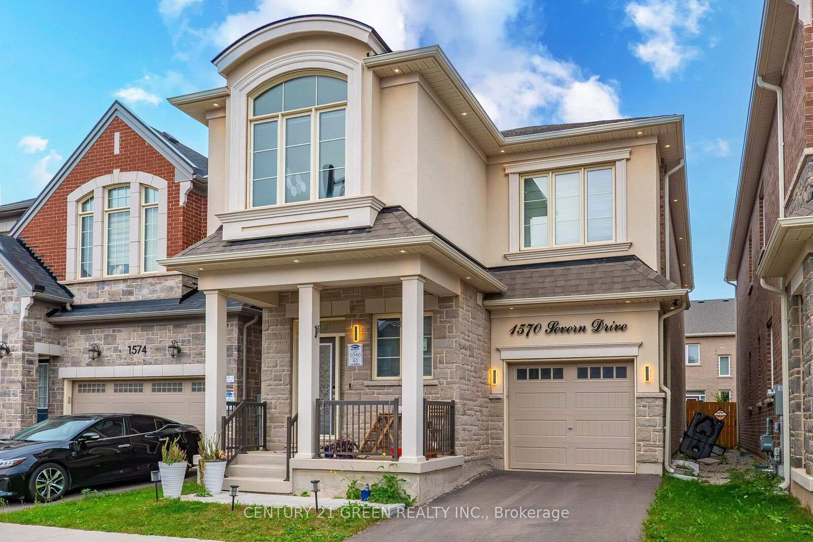 Property Photo:  1570 Severn Drive  ON L9E 1X8 