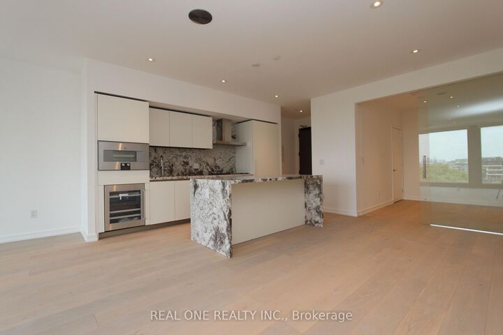 Property Photo:  1315 Bay Street 804  ON M5R 0E4 