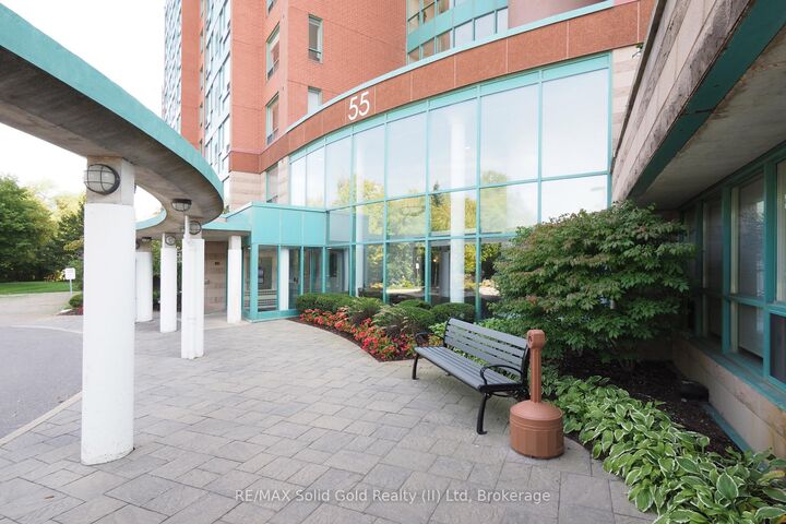 Property Photo:  55 Blue Springs Drive Ph12  ON N2J 4T3 