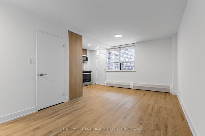Property Photo: 115 Tyndall Avenue S0803 ON M6K 2G3
