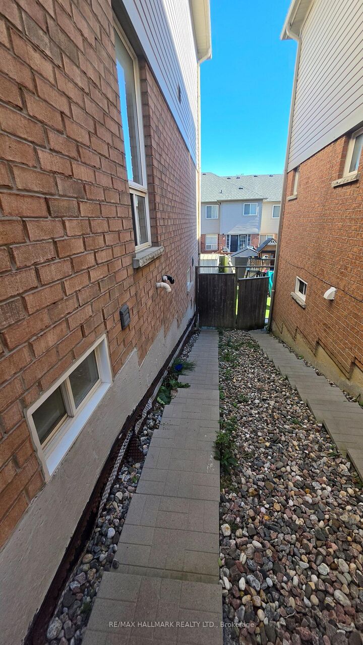 Property Photo:  325 Porte Road Lower Level  ON L1S 0A4 