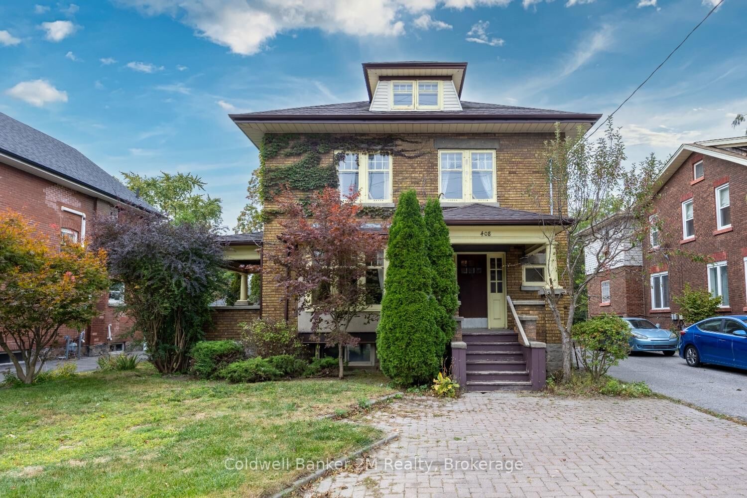 Property Photo: 408 Simcoe Street N ON L1G 4T6