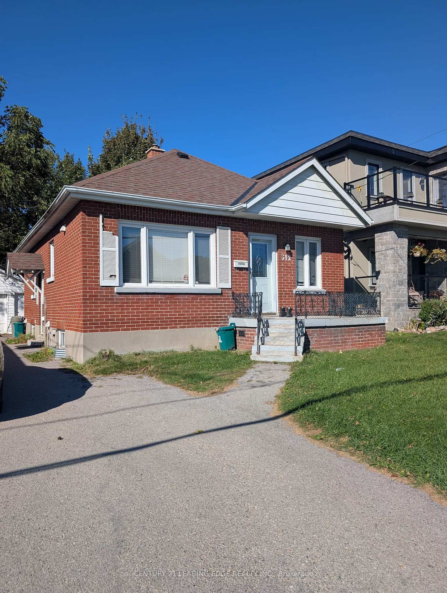 Property Photo:  312 Eulalie Avenue  ON L1H 2B7 