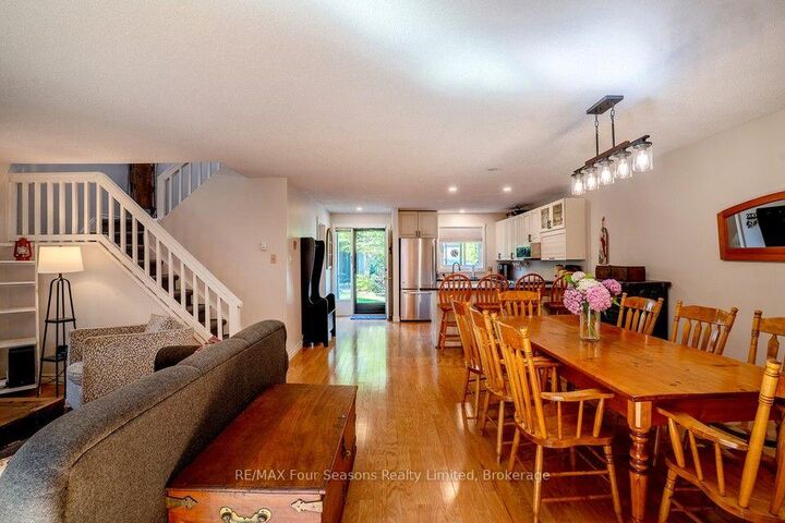 Property Photo:  158 Escarpment Crescent  ON L9Y 5B4 
