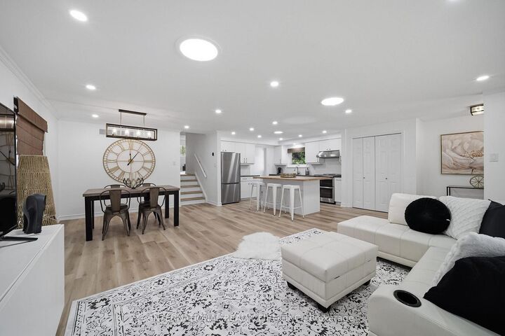 Property Photo:  2306 Devon Road  ON L6J 5R4 