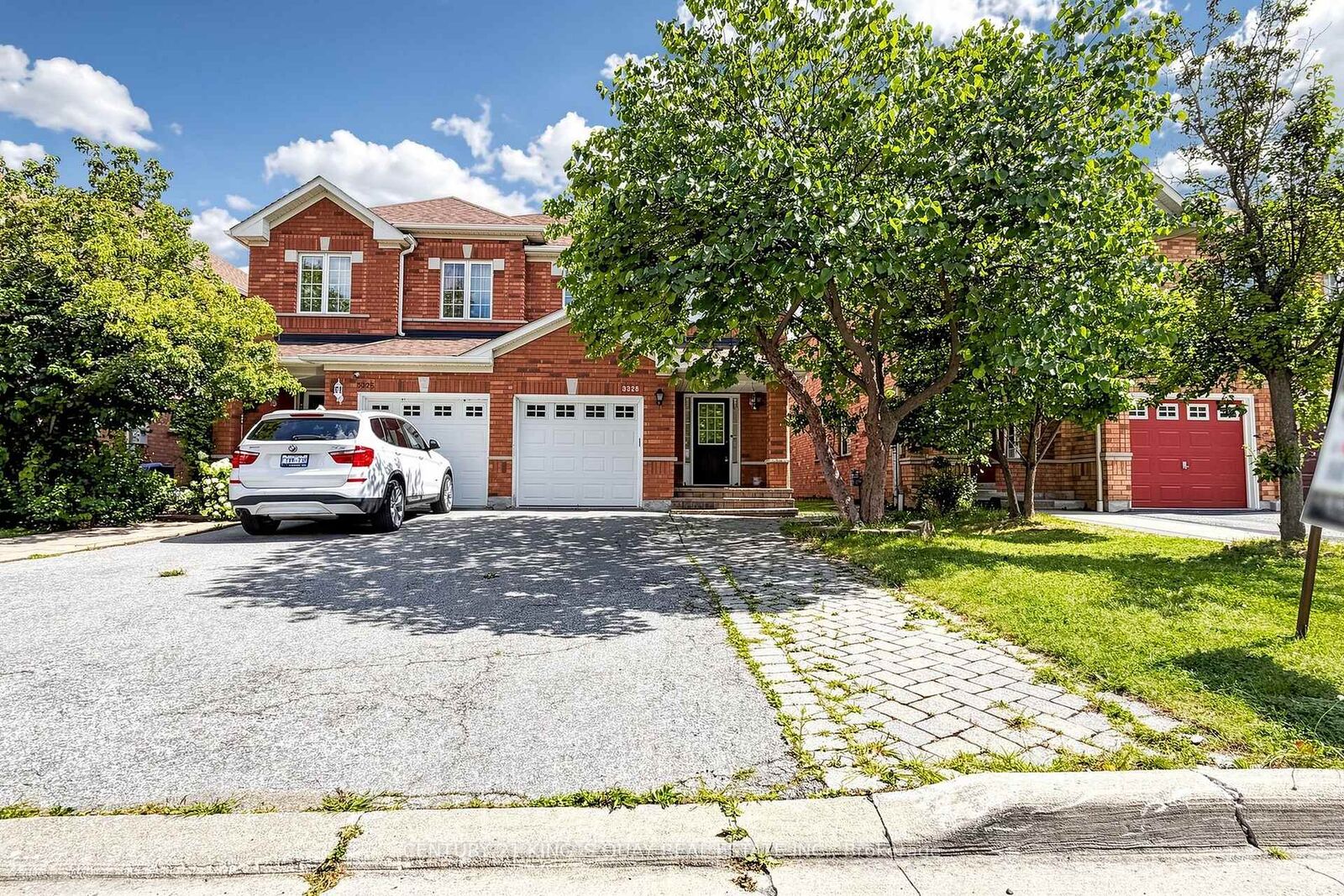 Property Photo:  3328 Southwick Street  ON L5M 7K9 