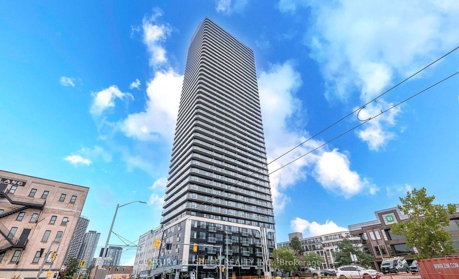 Property Photo:  30 Francis Street S 2712  ON N2G 1H7 