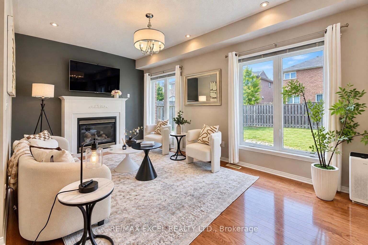 Property Photo:  1808 Castlemore Avenue  ON L6E 2E5 