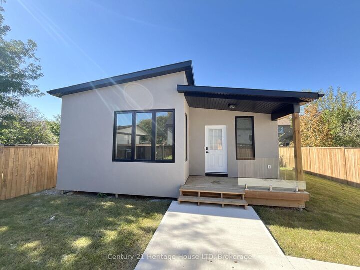 Property Photo:  26B Valley Road  ON L2S 1Y6 
