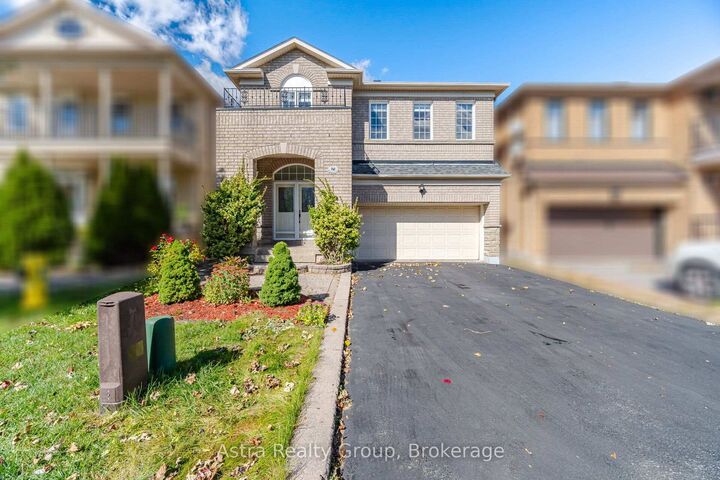Property Photo:  14 Daiseyfield Crescent  ON L4H 2T9 
