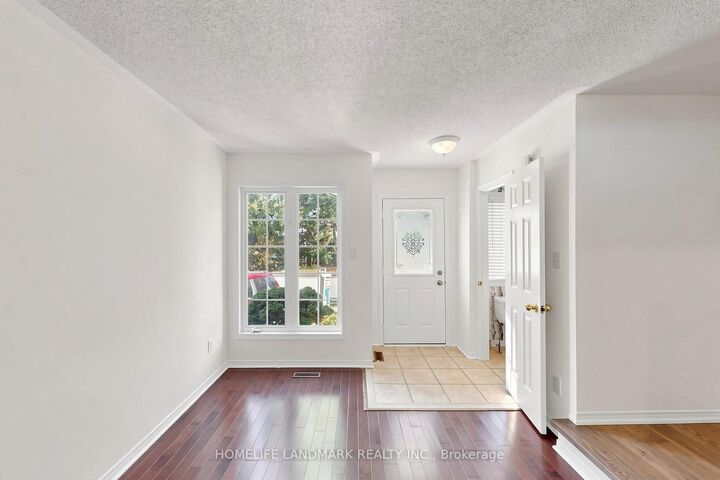 Property Photo:  552 Thelma Street  ON L7L 6W9 