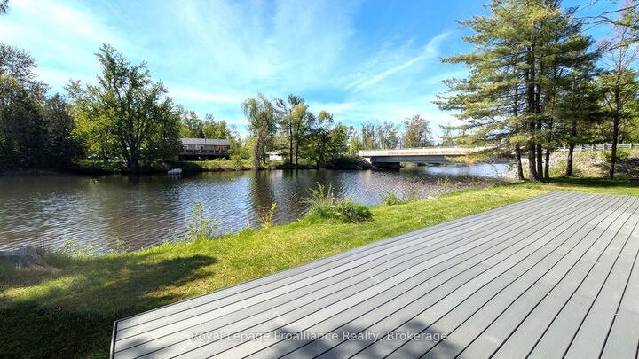 Property Photo:  562 Cordova Road  ON K0K 2M0 