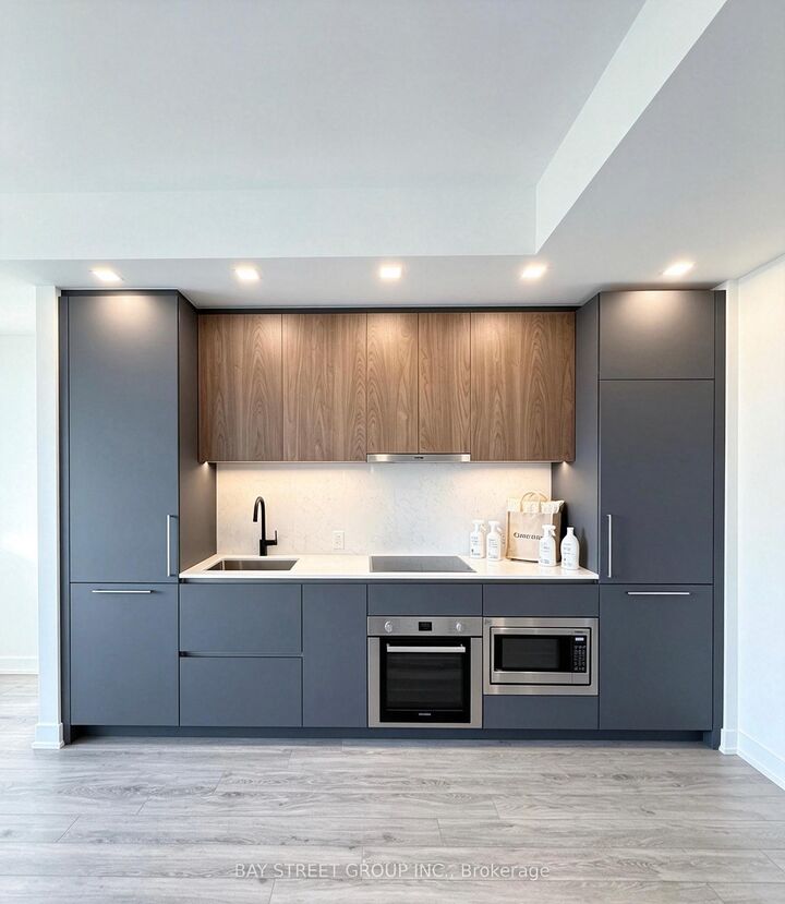 Property Photo:  609 Sherbourne Street 4608  ON M4X 0A4 