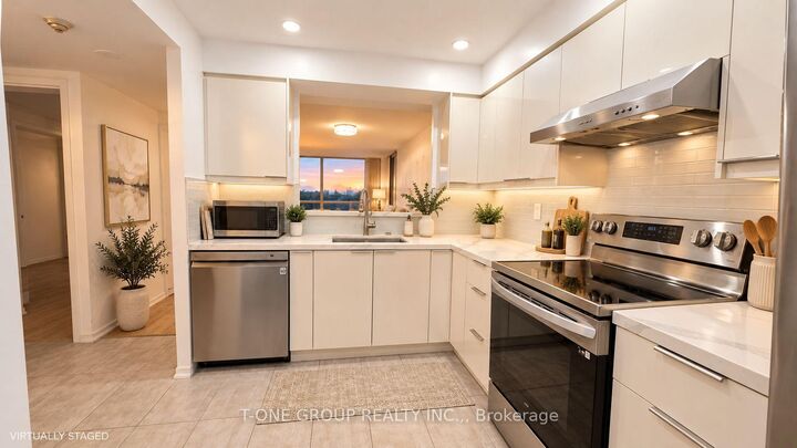 Property Photo:  4725 Sheppard Avenue E 516  ON M1S 5B3 