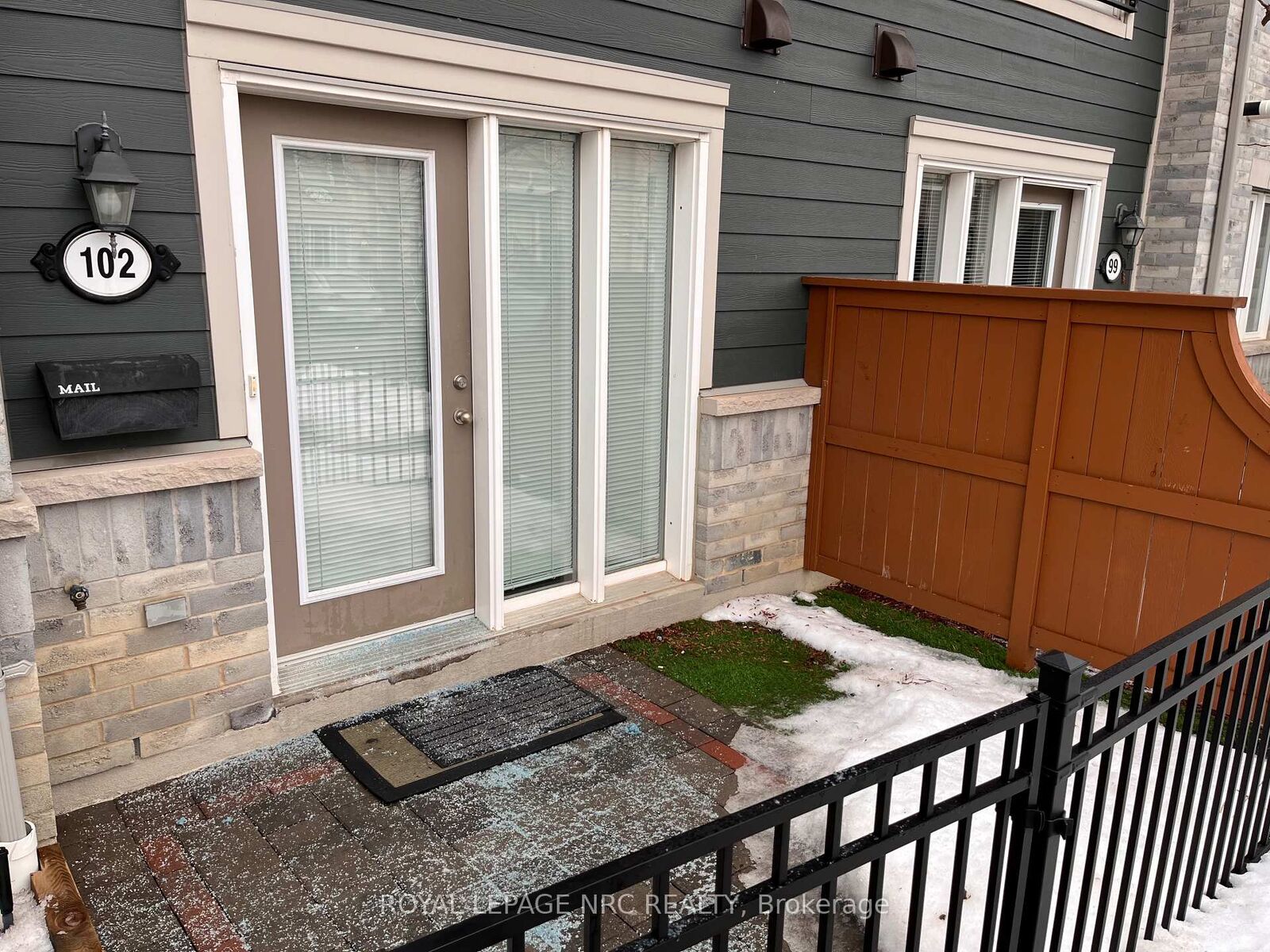Property Photo:  5035 Oscar Peterson Boulevard 102  ON L5M 0P4 