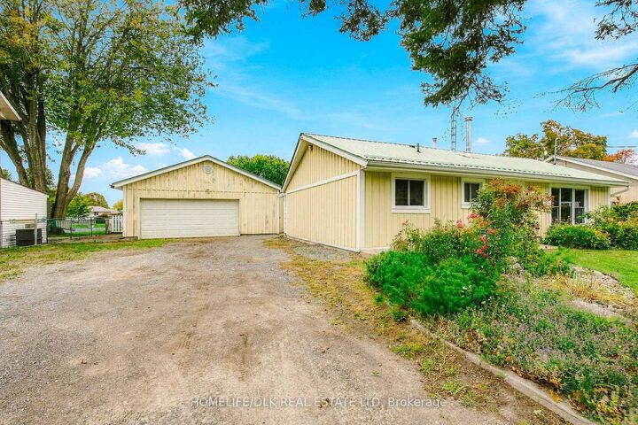 Property Photo:  2269 Kelly's Avenue  ON K0H 1S0 