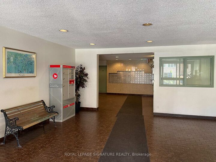 Property Photo:  100 Mornelle Court 1084  ON M1E 4X2 