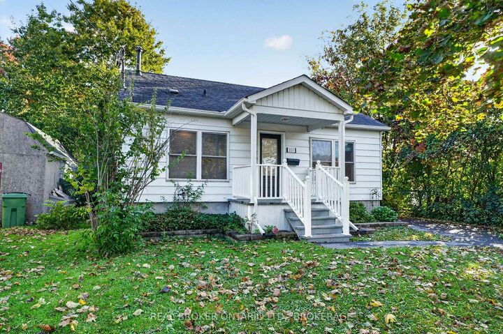 Property Photo:  311 Hoople Avenue  ON K6J 2A5 
