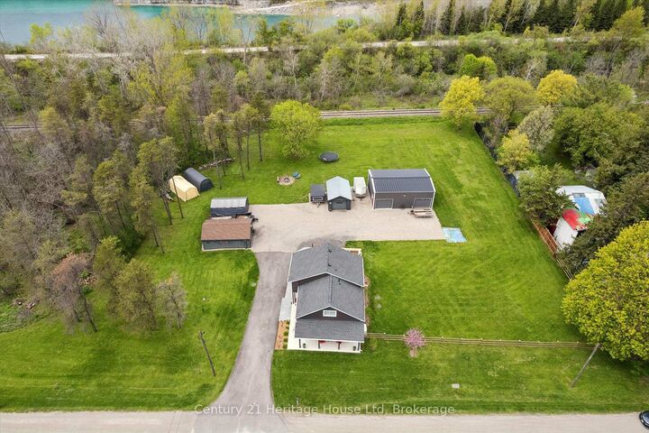 Property Photo:  584077 Beachville Road  ON N5C 3J5 