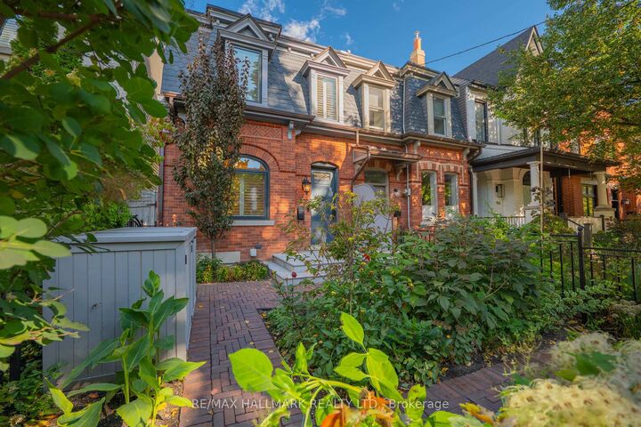 Property Photo:  130 Simpson Avenue  ON M4K 1A3 