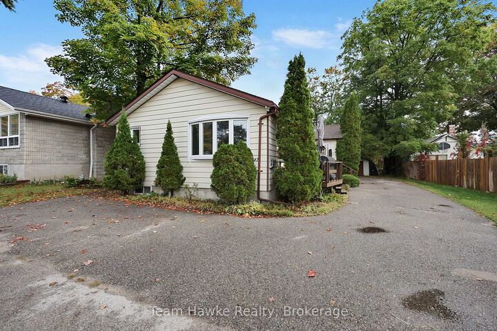 Property Photo:  337 Norene Street  ON L4R 4C3 