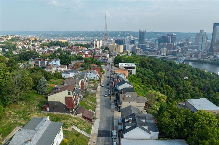 Property Photo: 98 Wyoming St PA 15211