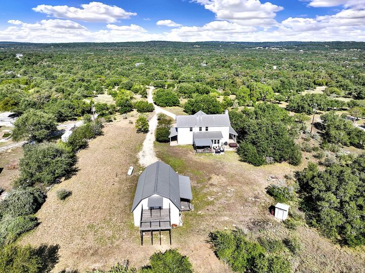 Property Photo: 1061 Cascade Trail TX 78666