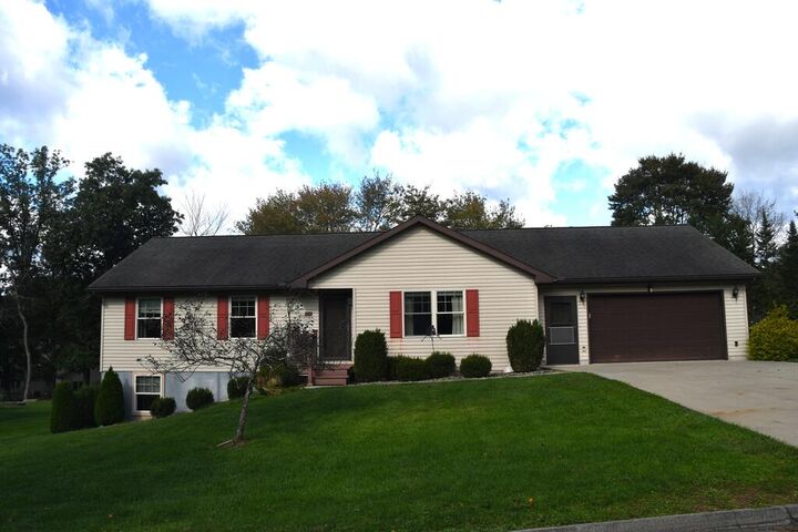 Property Photo:  566 South Second Avenue  PA 16214 