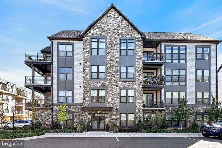 Property Photo:  23650 Havelock Walk Terrace 308  VA 20148 