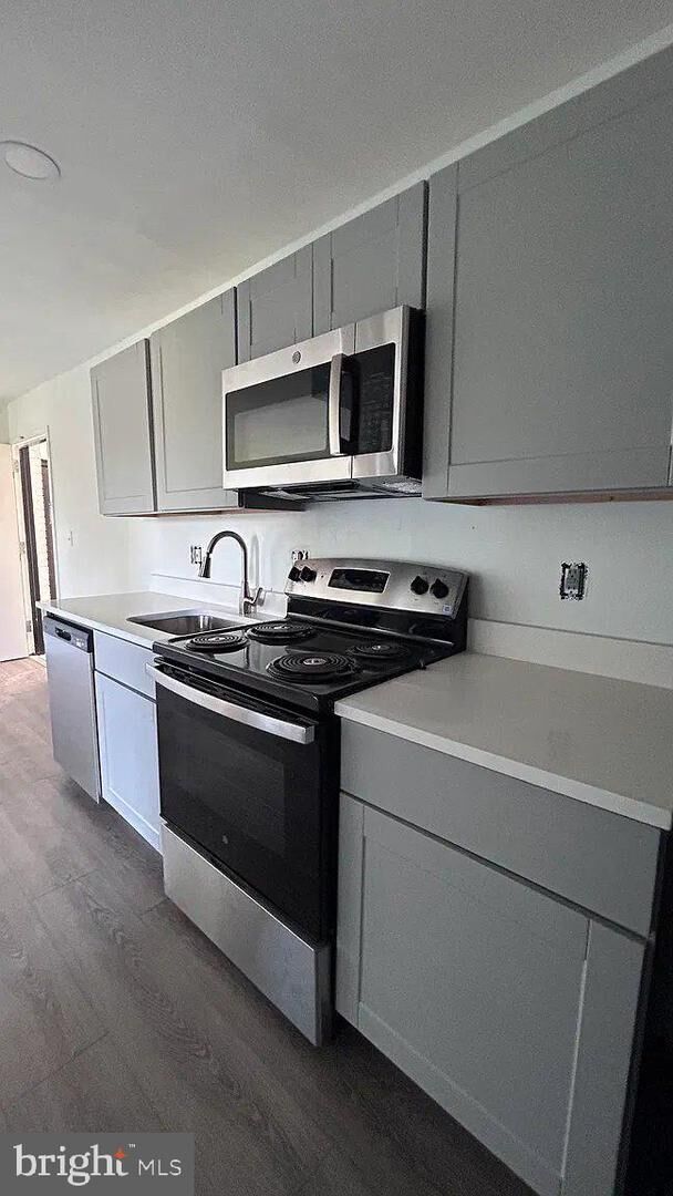 Property Photo:  26040 Woodfield Road 14  MD 20872 