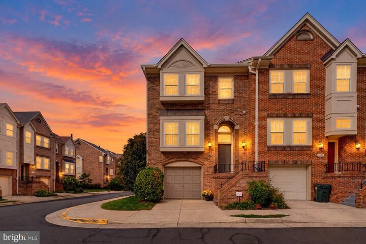 Property Photo:  8020 Merry Oaks Court  VA 22182 
