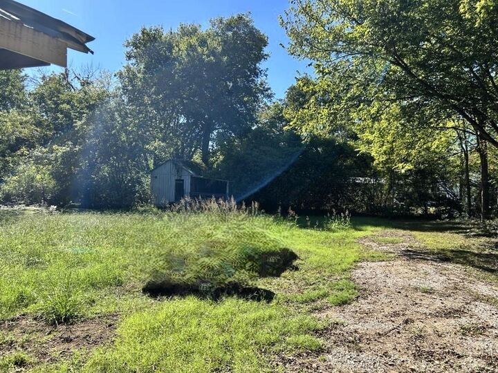 Property Photo:  207 Brewer Avenue  AR 72560 