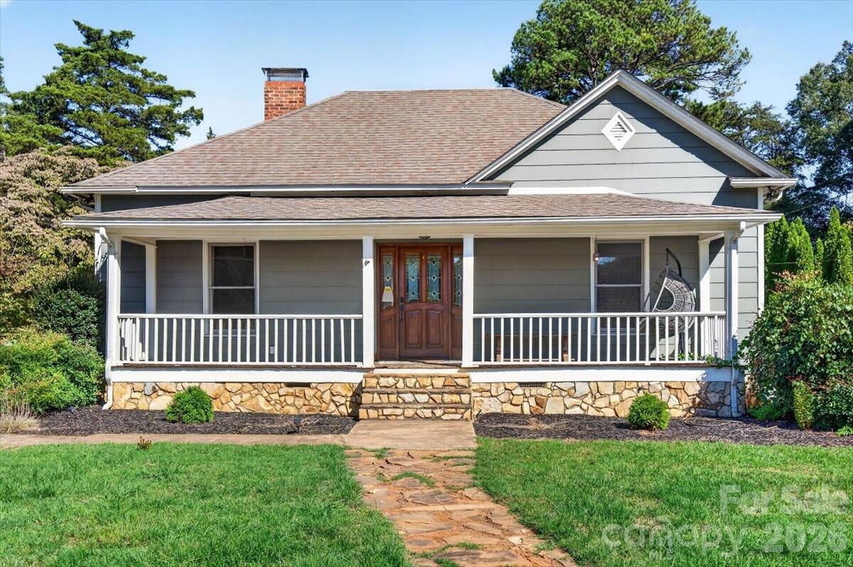 Property Photo:  114 Holbrook Street  NC 28078 