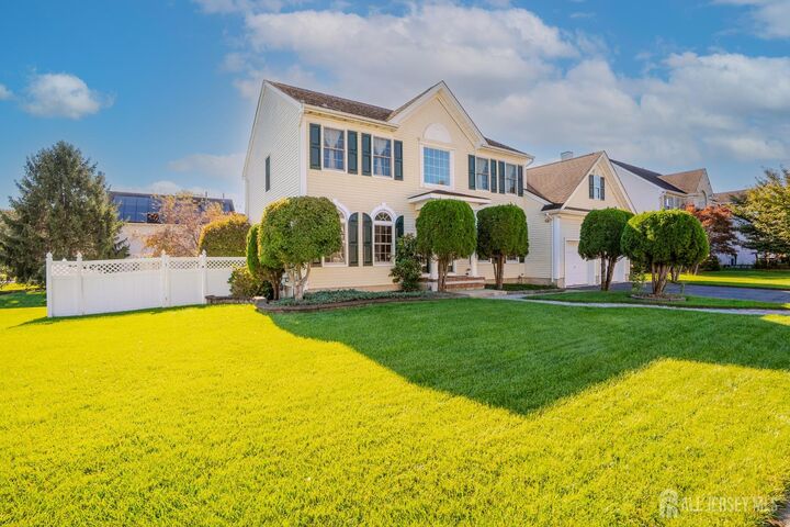 Property Photo:  50 Kelly Way  NJ 08852 