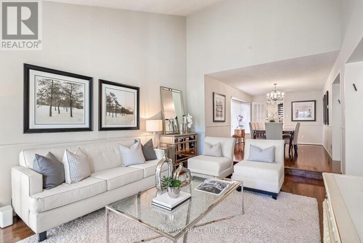 Property Photo:  49 Hetherington Crescent  ON L4J 2M9 