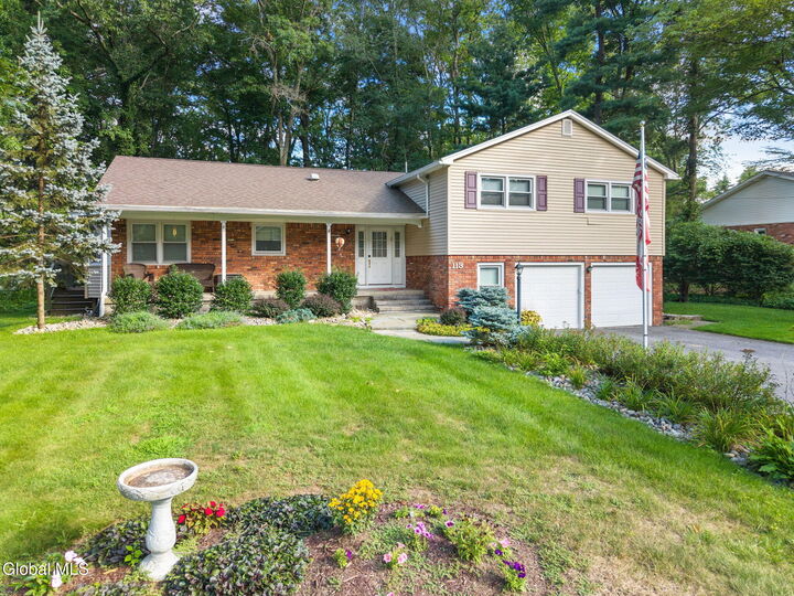 Property Photo:  113 Mohawk Drive  NY 12303 