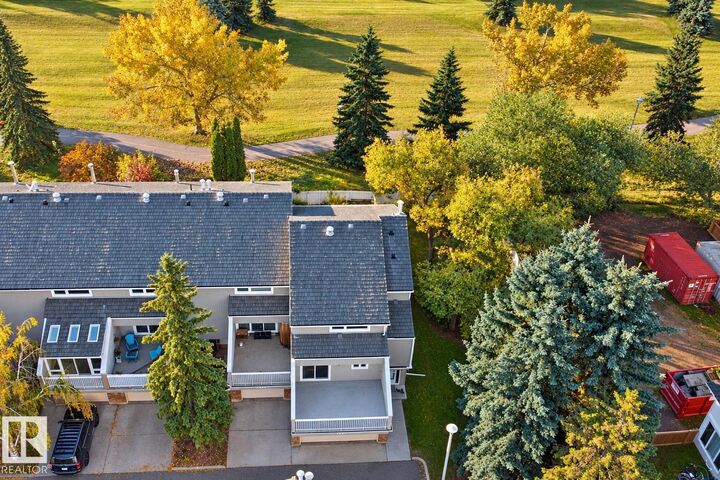 Property Photo:  3022 108 Street NW  AB T6J 3S6 